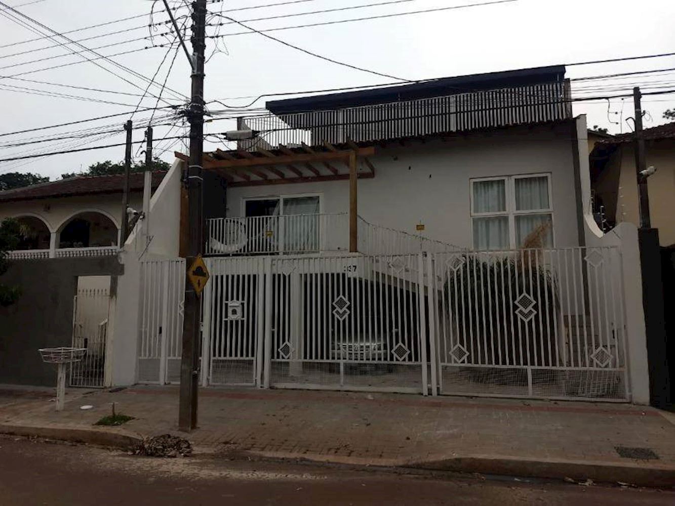 Casa, Padrão, 1 vaga(s) de garagem, localizado em Londrina - PR, bairro Jardim Alvorada