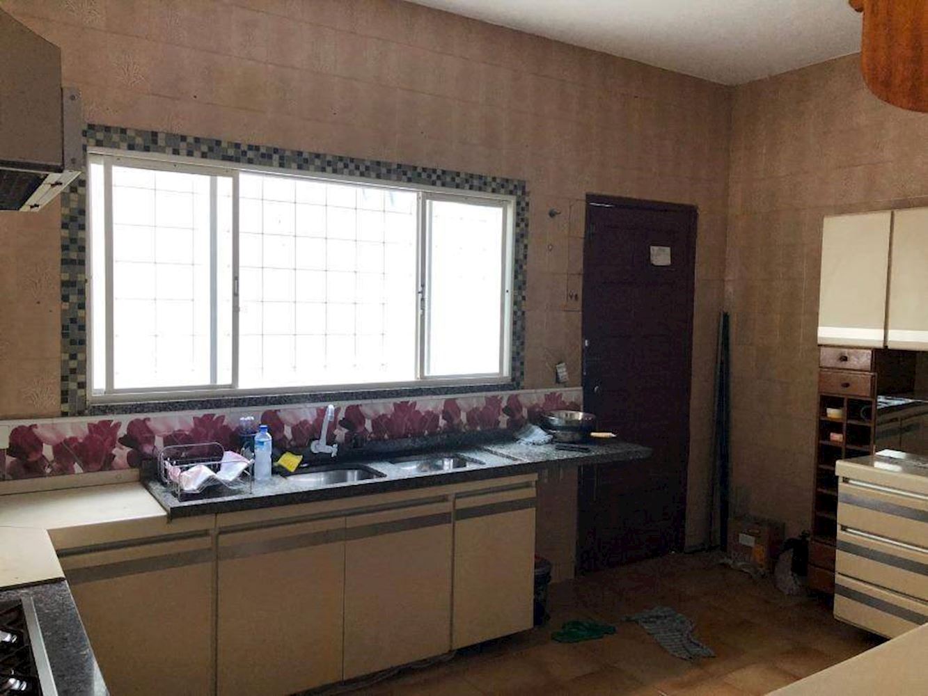 Casa, Padrão, 1 vaga(s) de garagem, localizado em Londrina - PR, bairro Jardim Alvorada