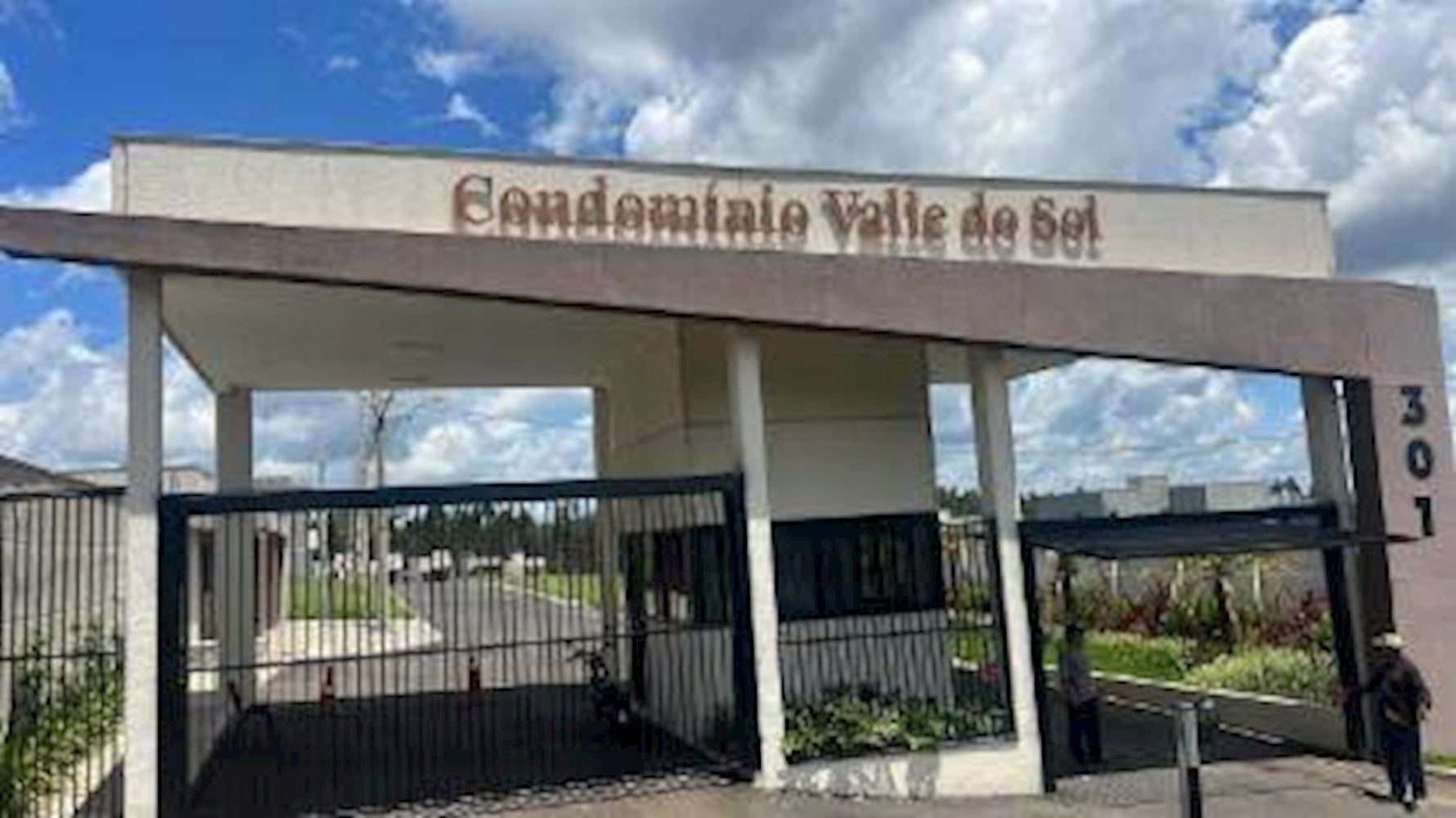 Lote, Em Condomínio, 0 vaga(s) de garagem, localizado em Ponta Grossa - PR, bairro Colônia Dona Luíza