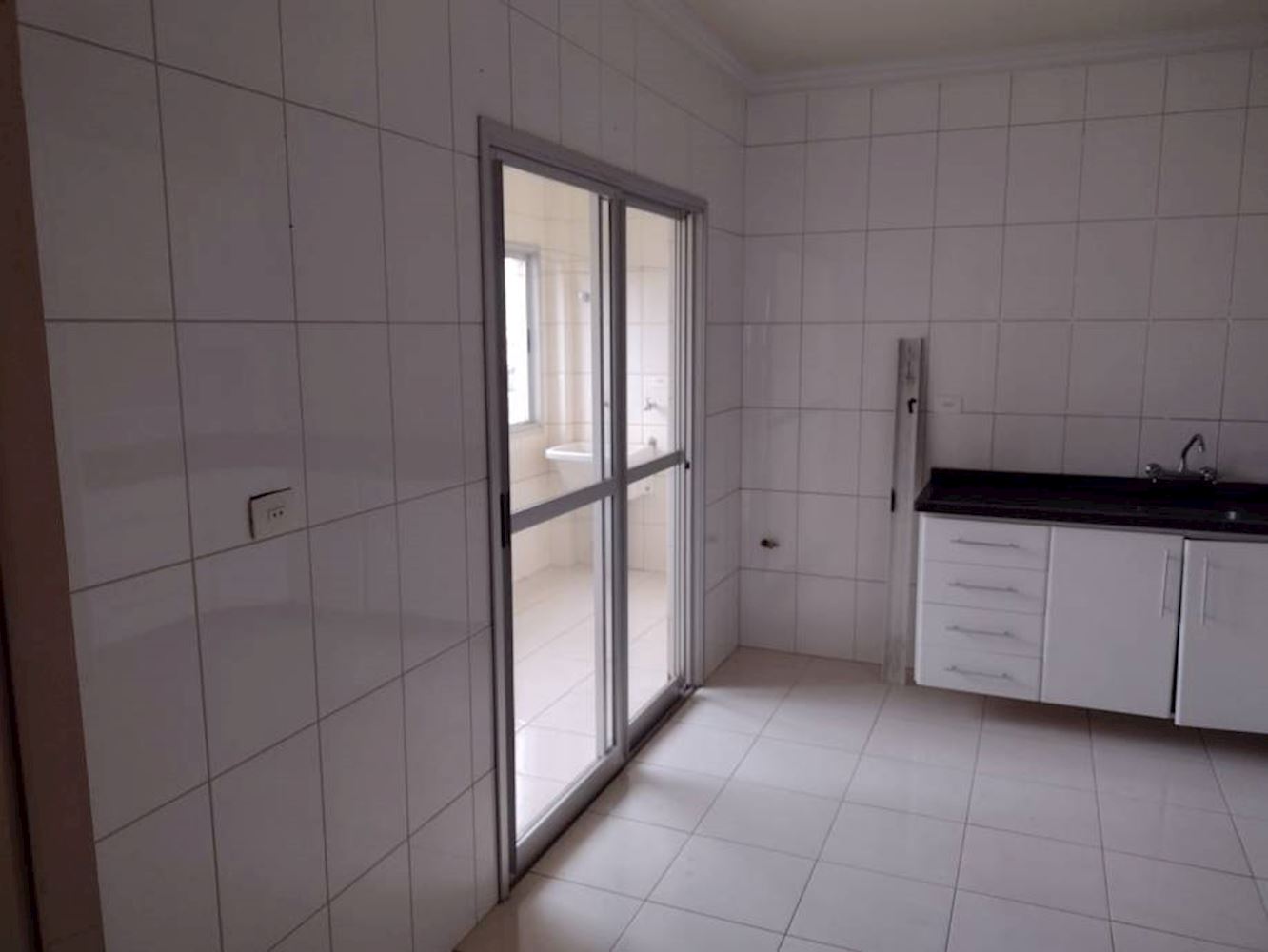 Apartamento, Padrão, 1 vaga(s) de garagem, localizado em Arapongas - PR, bairro Vila Cascata