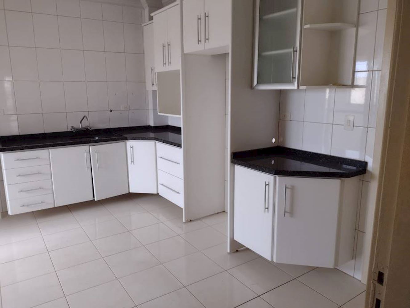 Apartamento, Padrão, 1 vaga(s) de garagem, localizado em Arapongas - PR, bairro Vila Cascata