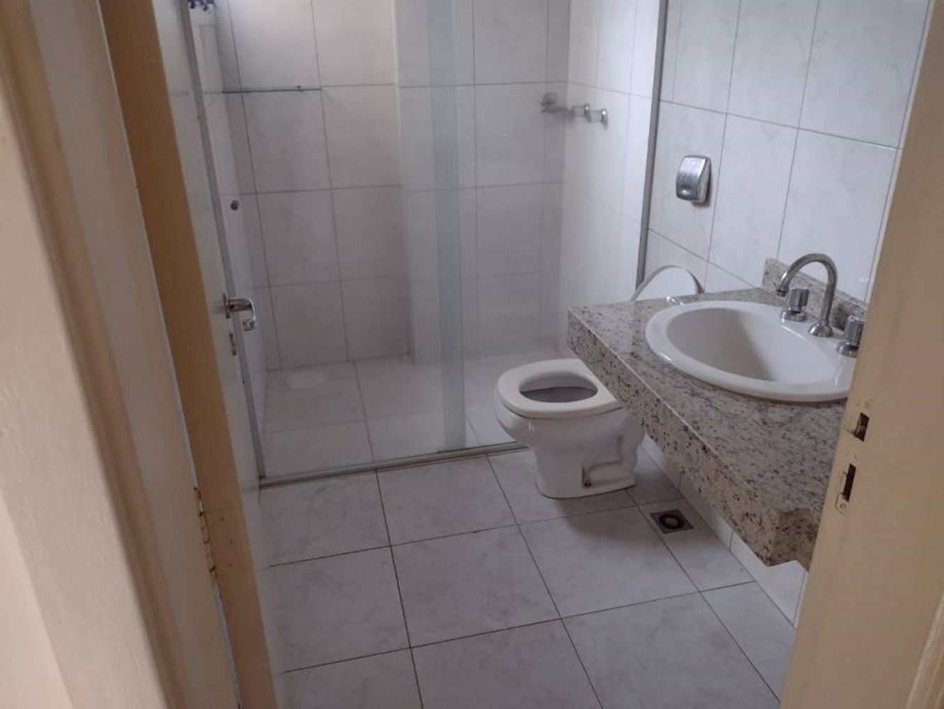 Apartamento, Padrão, 1 vaga(s) de garagem, localizado em Arapongas - PR, bairro Vila Cascata