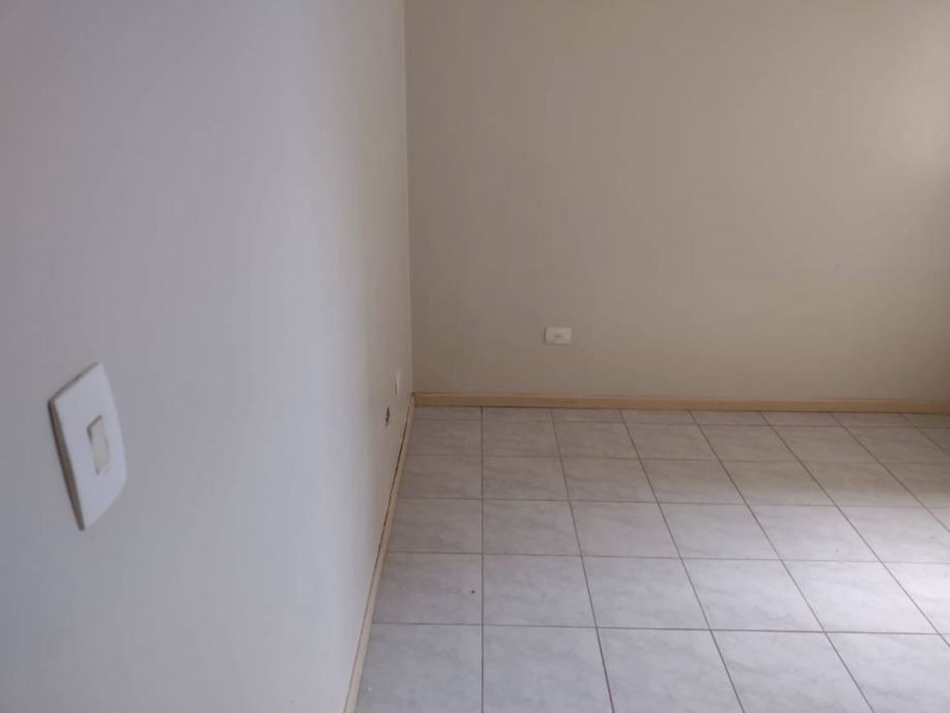 Apartamento, Padrão, 1 vaga(s) de garagem, localizado em Arapongas - PR, bairro Vila Cascata