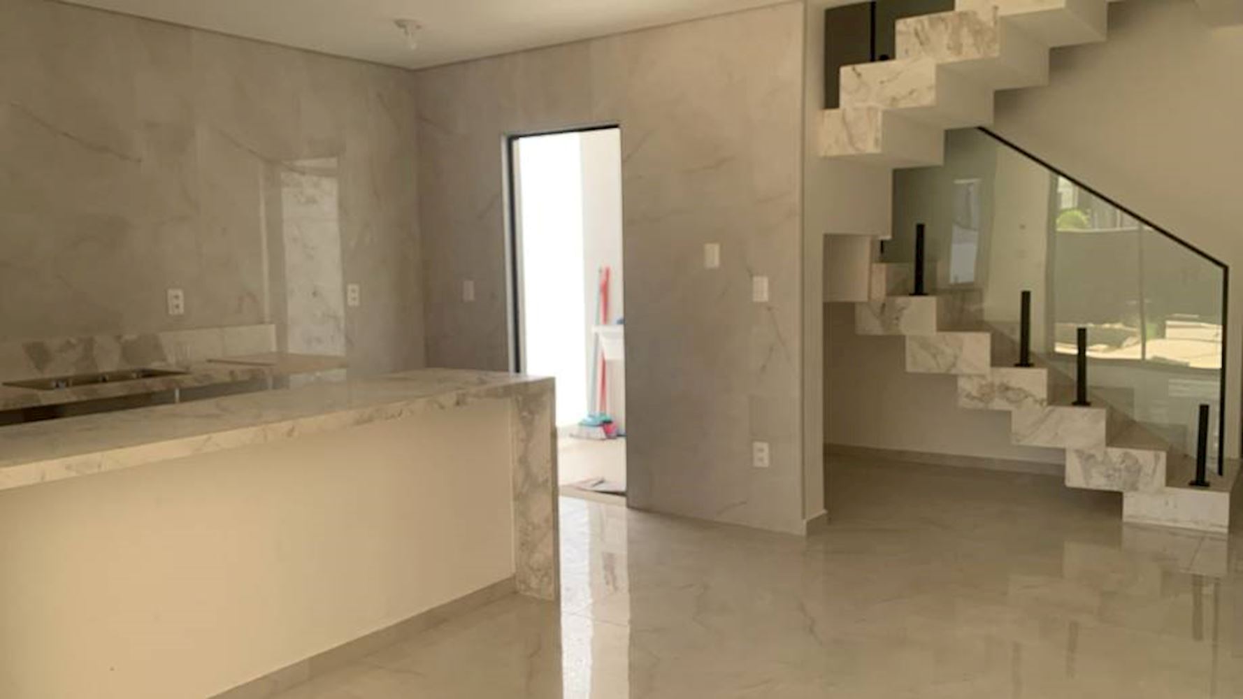 Casa, Em condomínio, 0 vaga(s) de garagem, localizado em Eusébio - CE, bairro Timbu