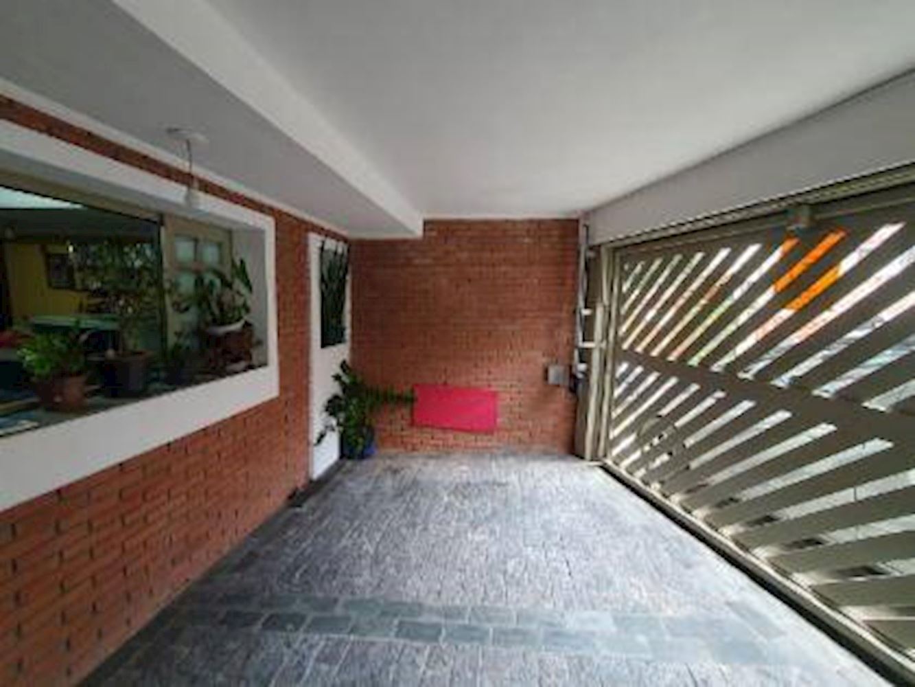Casa, Padrão, 1 vaga(s) de garagem, localizado em São Paulo - SP, bairro Vila Gumercindo