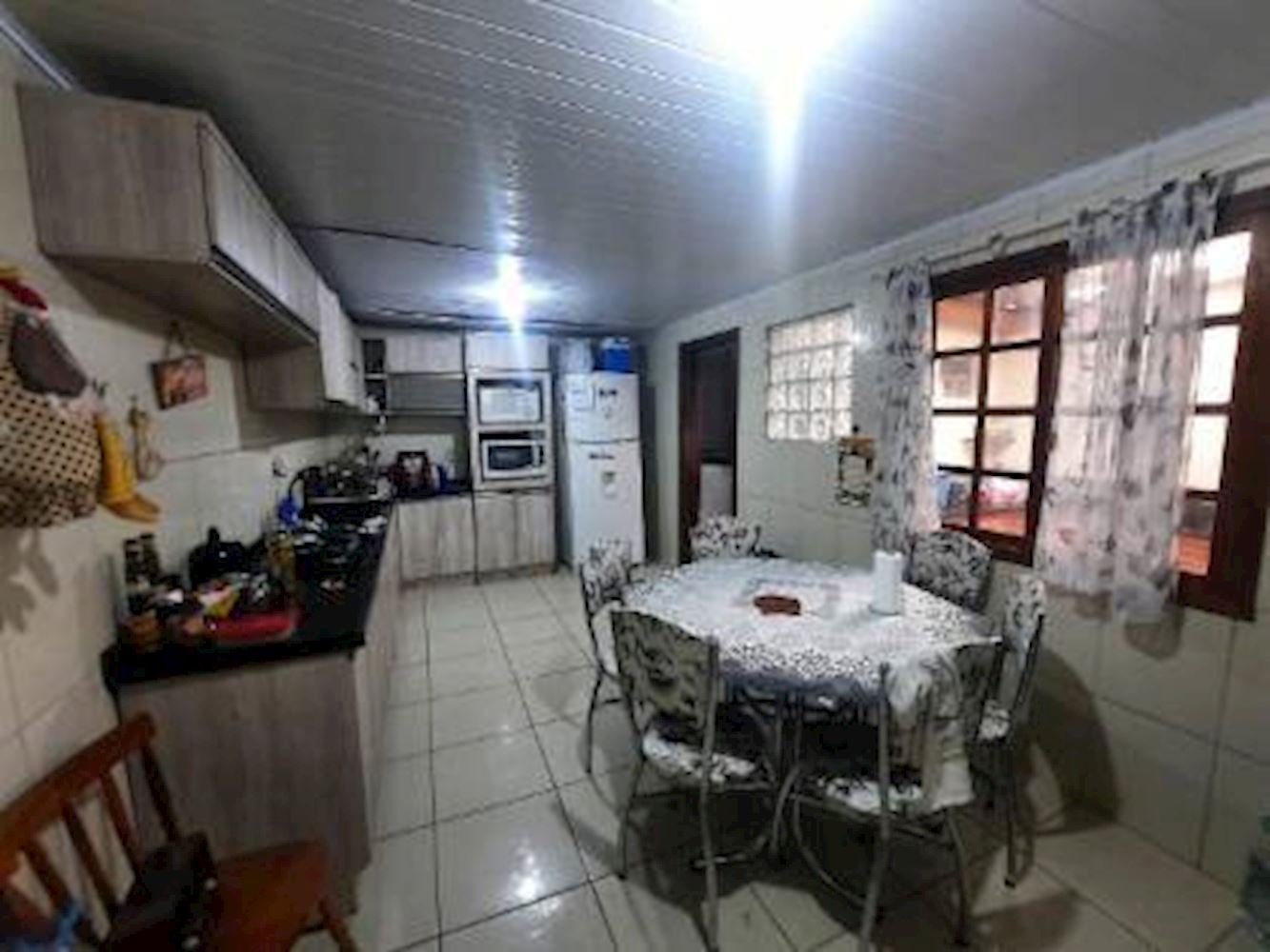 Apartamento, Padrão, 0 vaga(s) de garagem, localizado em Porto Alegre - RS, bairro Rubem Berta