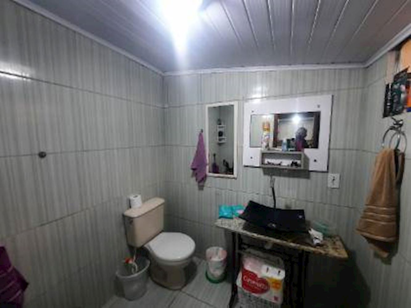 Apartamento, Padrão, 0 vaga(s) de garagem, localizado em Porto Alegre - RS, bairro Rubem Berta