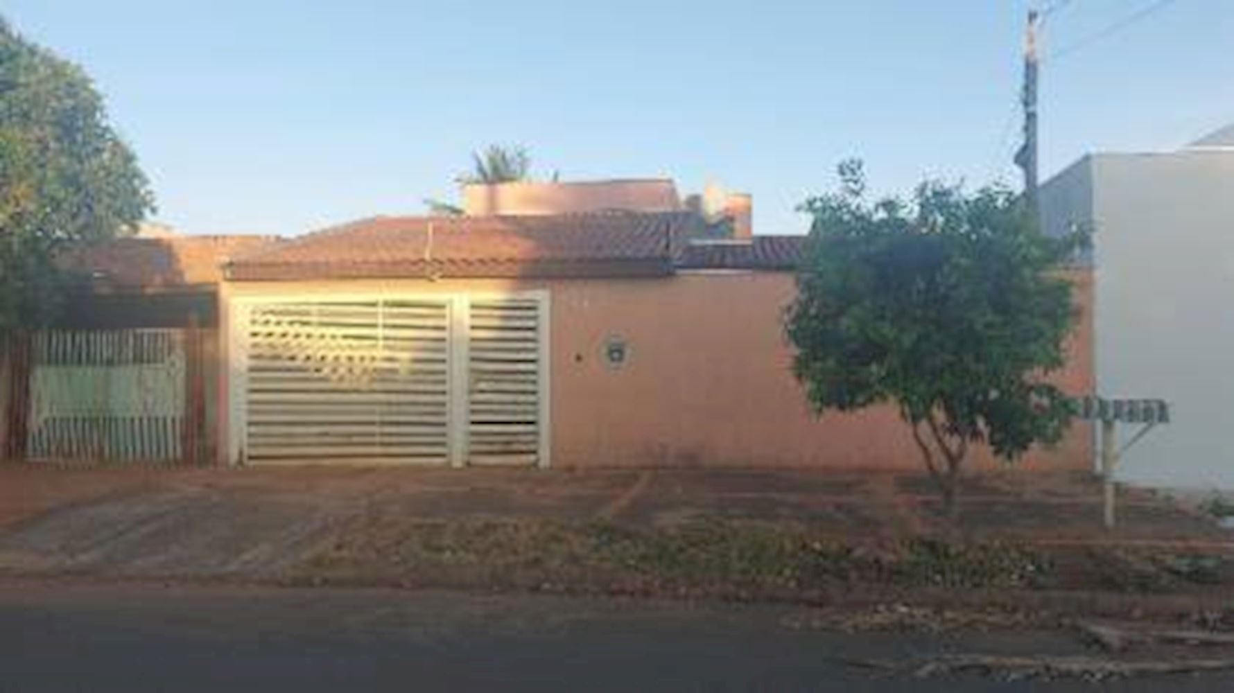 Imagem do imóvel Casa, Padrão, 0 vaga(s) de garagem