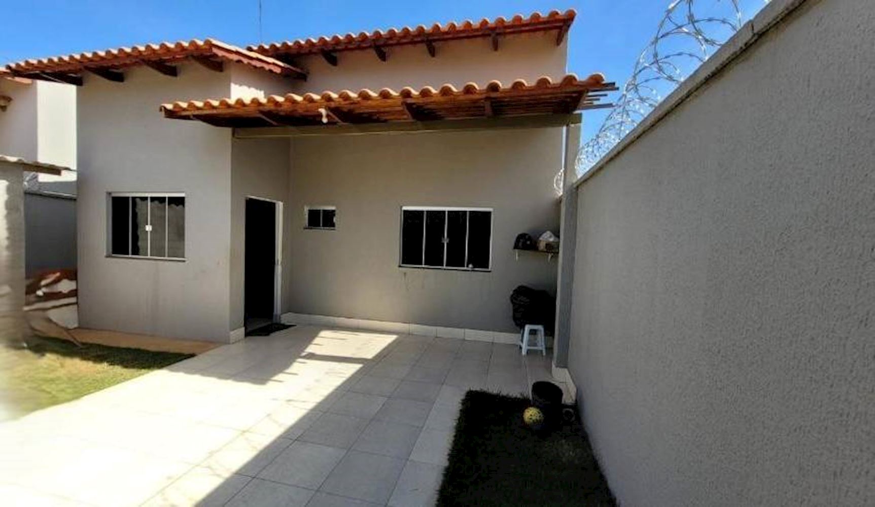 Casa, Em condomínio, 1 vaga(s) de garagem, localizado em Goiânia - GO