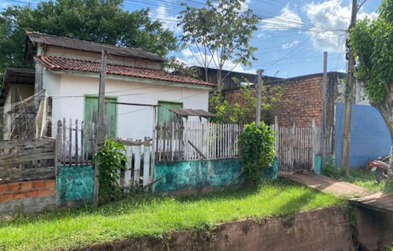 Casa no Bairro Aningal - ALENQUER/PA, localizado em Alenquer - PA, bairro Aningal