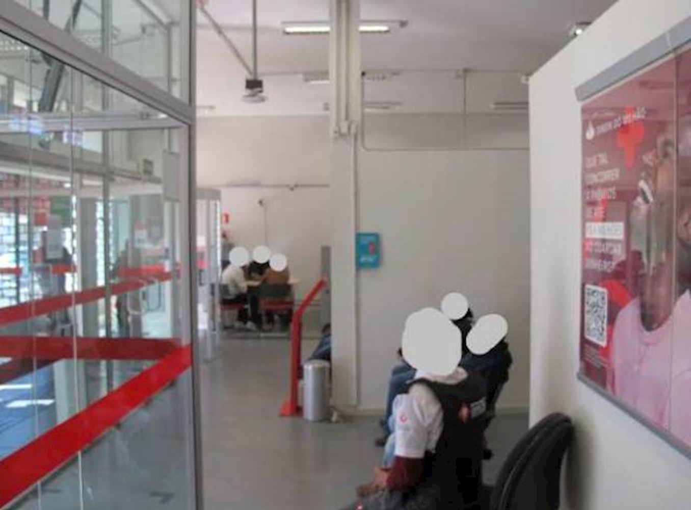 Ex-agência, Padrão, 0 vaga(s) de garagem, localizado em Dourado - SP, bairro Centro