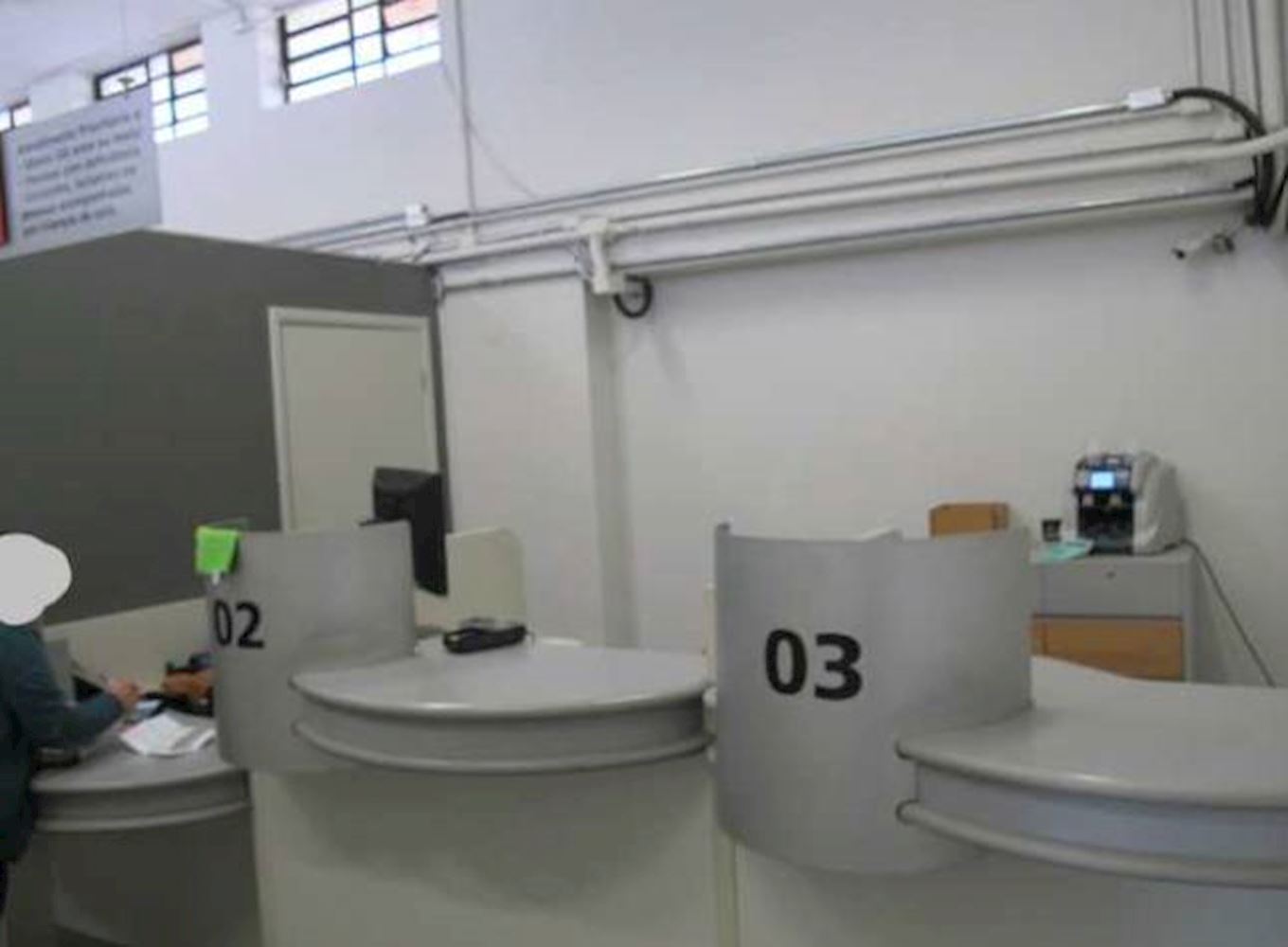 Ex-agência, Padrão, 0 vaga(s) de garagem, localizado em Dourado - SP, bairro Centro