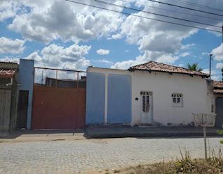 Casa, Padrão, 0 vaga(s) de garagem