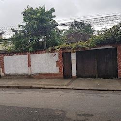 Casa, Padrão, 0 vaga(s) de garagem