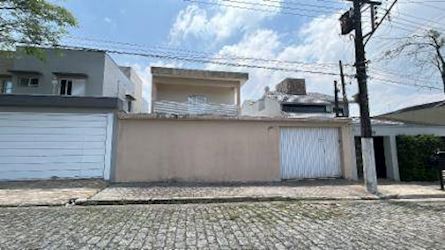 Casa, Padrão, 0 vaga(s) de garagem