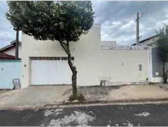 Casa, Padrão, 1 vaga(s) de garagem