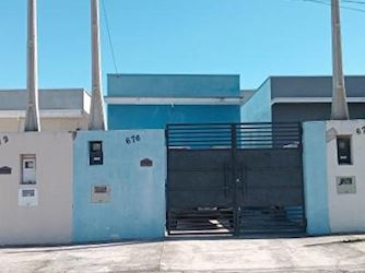 Casa, Padrão, 0 vaga(s) de garagem