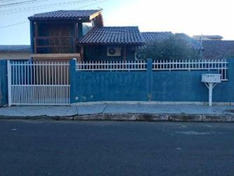 Casa, Padrão, 0 vaga(s) de garagem