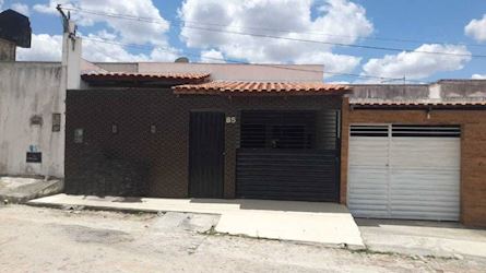 Casa, Padrão, 1 vaga(s) de garagem