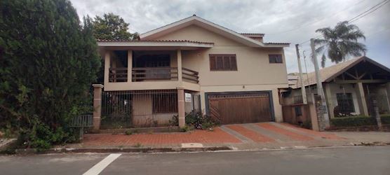 Casa, Padrão, 0 vaga(s) de garagem