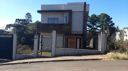 Casa, Padrão, 0 vaga(s) de garagem