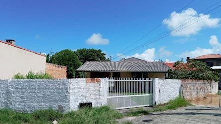 Casa, Padrão, 0 vaga(s) de garagem