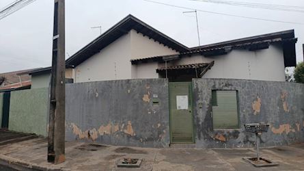 Casa, Padrão, 0 vaga(s) de garagem