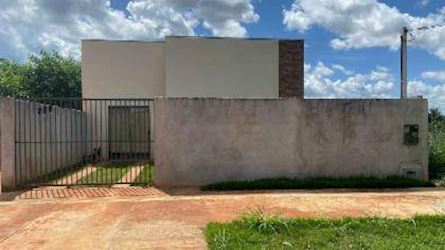 Casa, Padrão, 0 vaga(s) de garagem