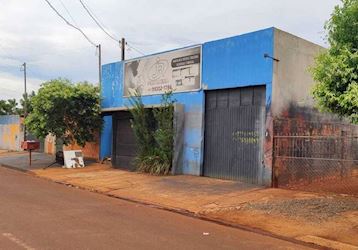 Casa, Padrão, 1 vaga(s) de garagem