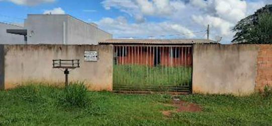 Casa, Padrão, 0 vaga(s) de garagem