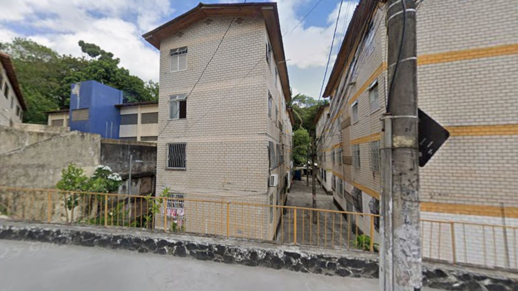 Imagem do imóvel Apartamento no Conjunto Hab. Comerciários em Brotas - Salvador/BA