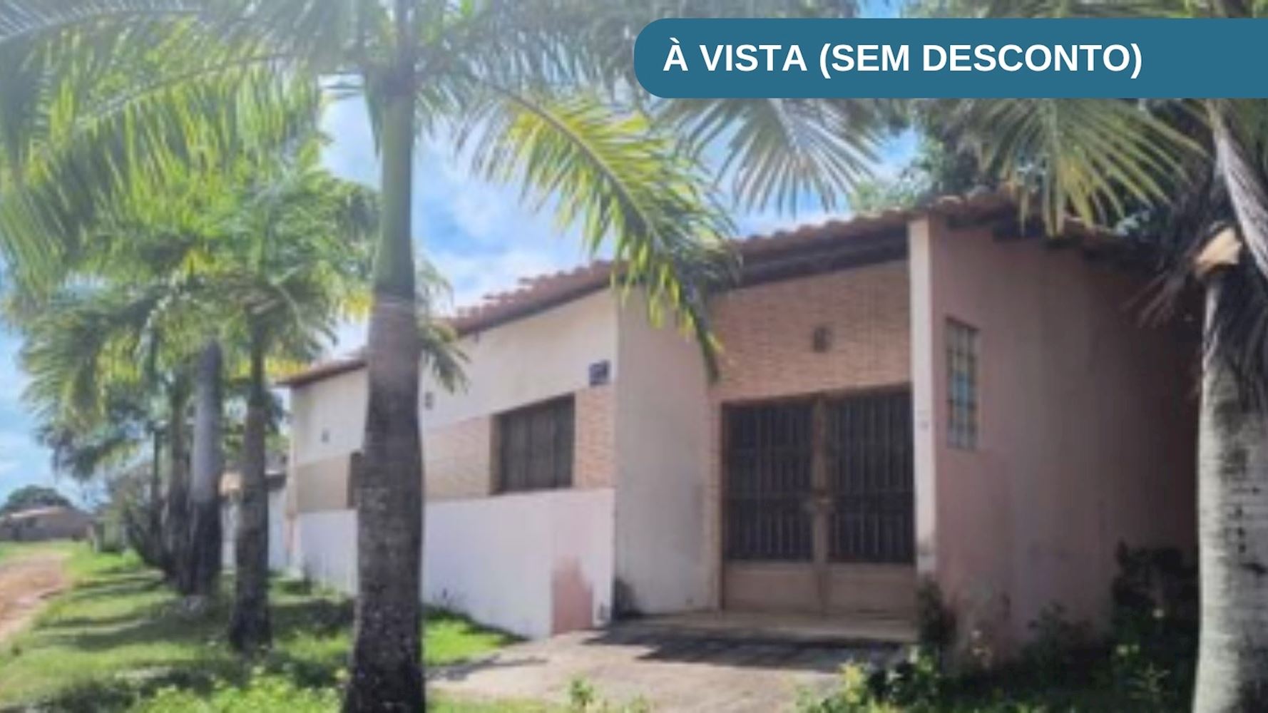 Casa ocupada com 263,87 m² em terreno de 768,17 m²