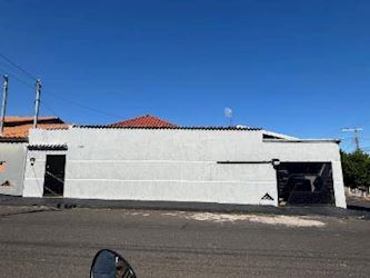 Casa, Padrão, 1 vaga(s) de garagem