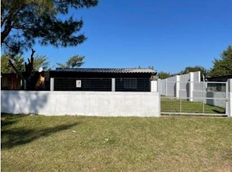 Casa, Padrão, 0 vaga(s) de garagem