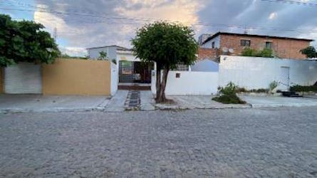 Casa - Kennedy - Caruaru/PE