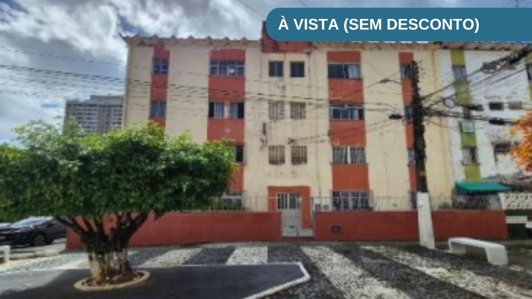 Imagem do imóvel Apartamento no "Conjunto Habitacional Guilherme Marback" - Boca do Rio - Salvador/BA