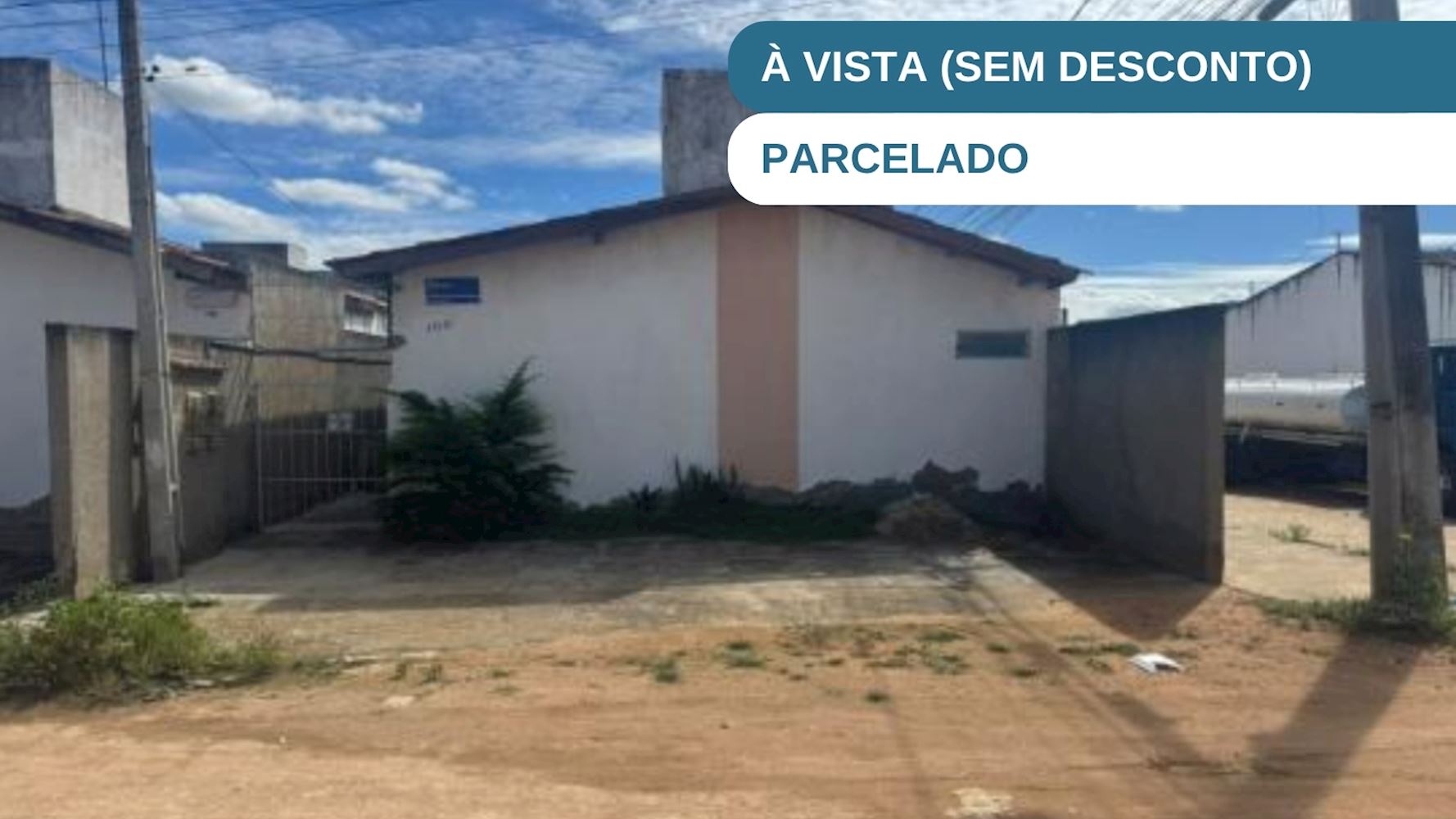 Casa ocupada com 52,79 m² construída