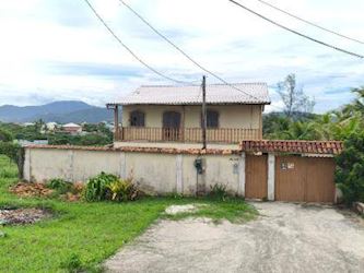 Casa em leilão em Saquarema