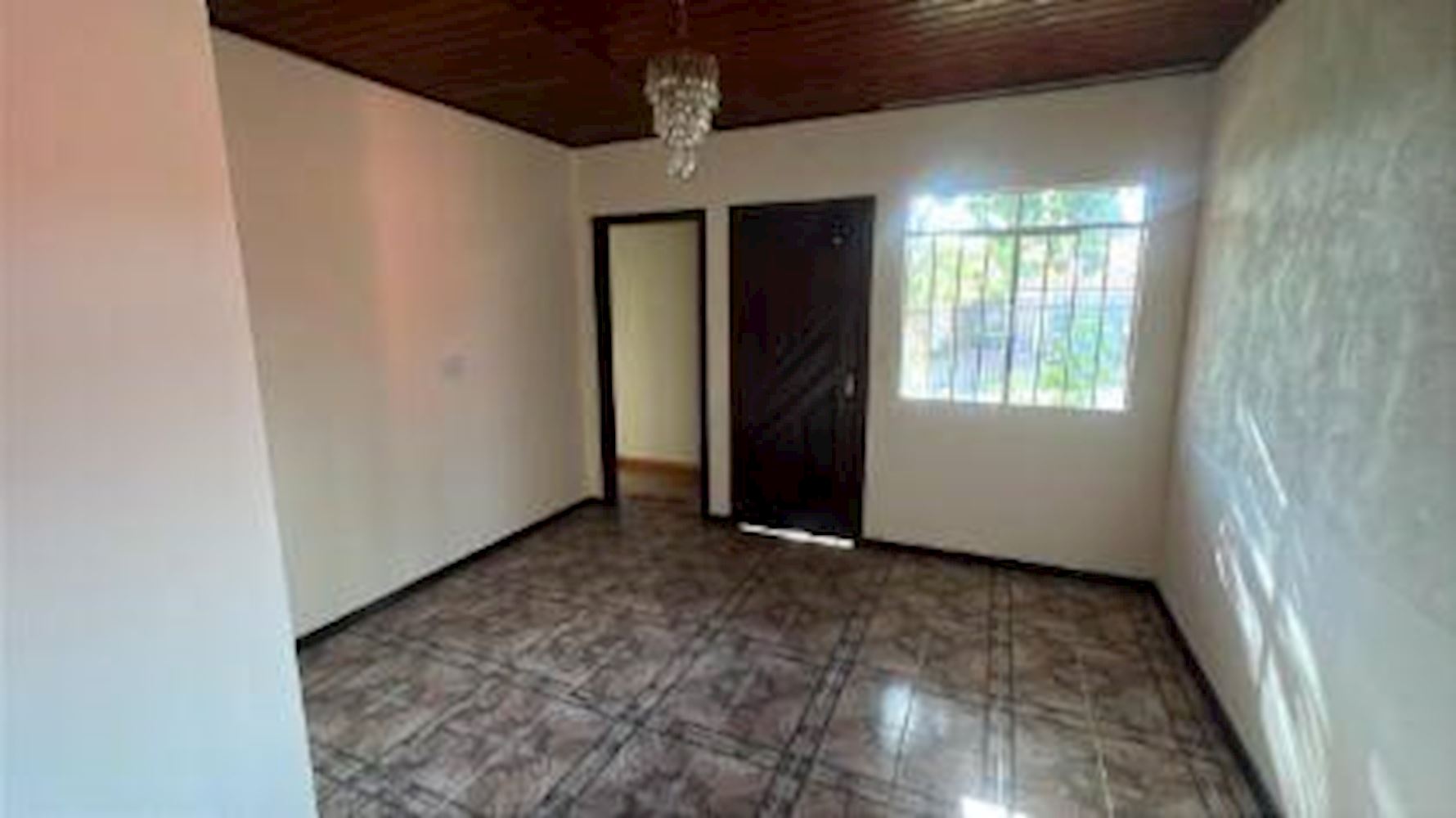 Casa com 3 quartos no Jardim Bela Vista II (foto 5 de 13)