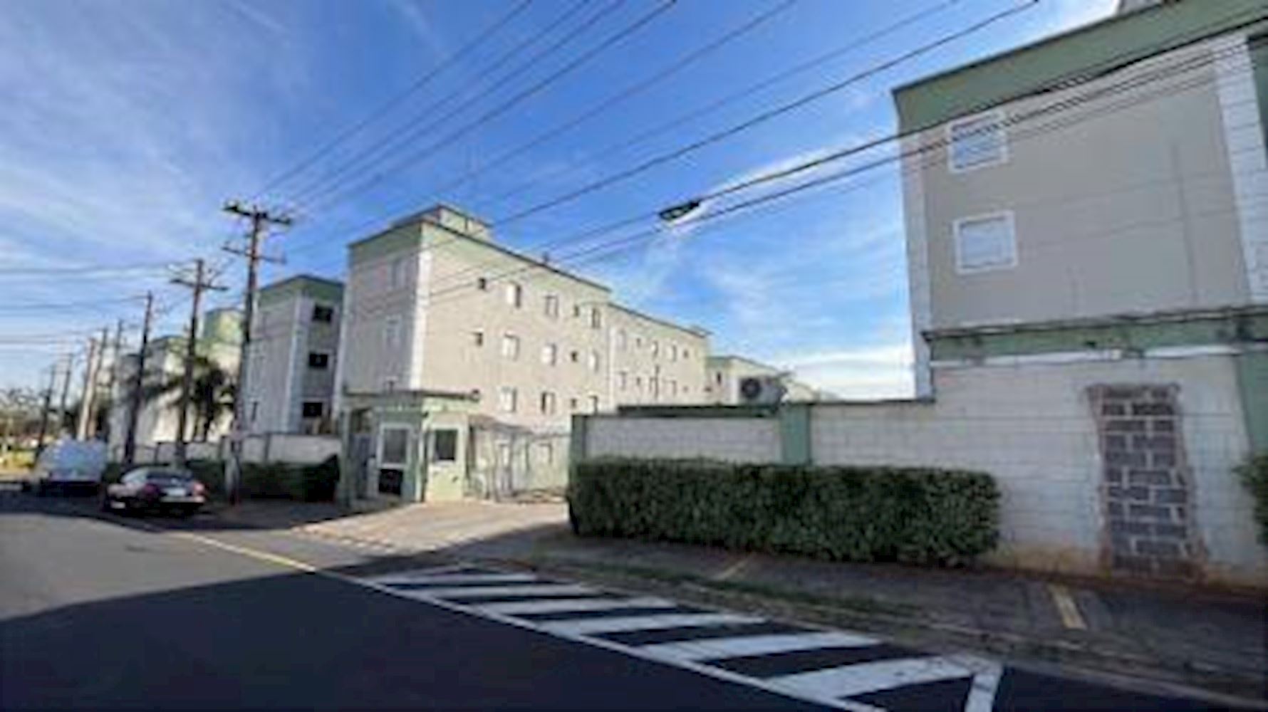 Apartamento no Jardim Maria Rosa (foto 2 de 13)