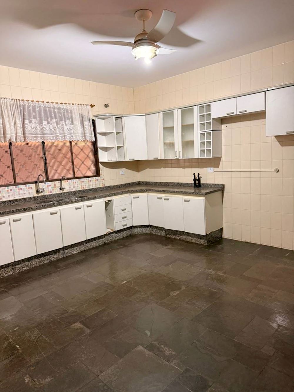 Casa com 2 quartos no Centro (foto 7 de 15)