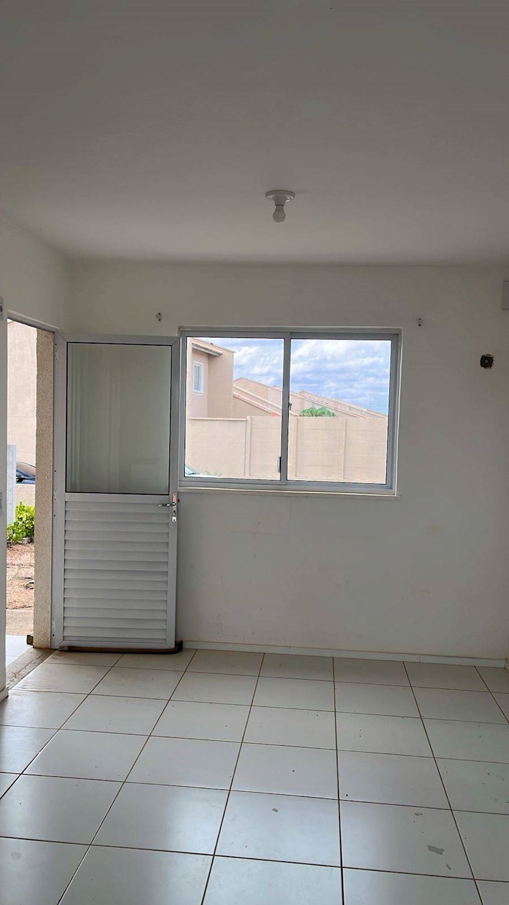 Casa com 2 quartos no Croatá (foto 3 de 11)