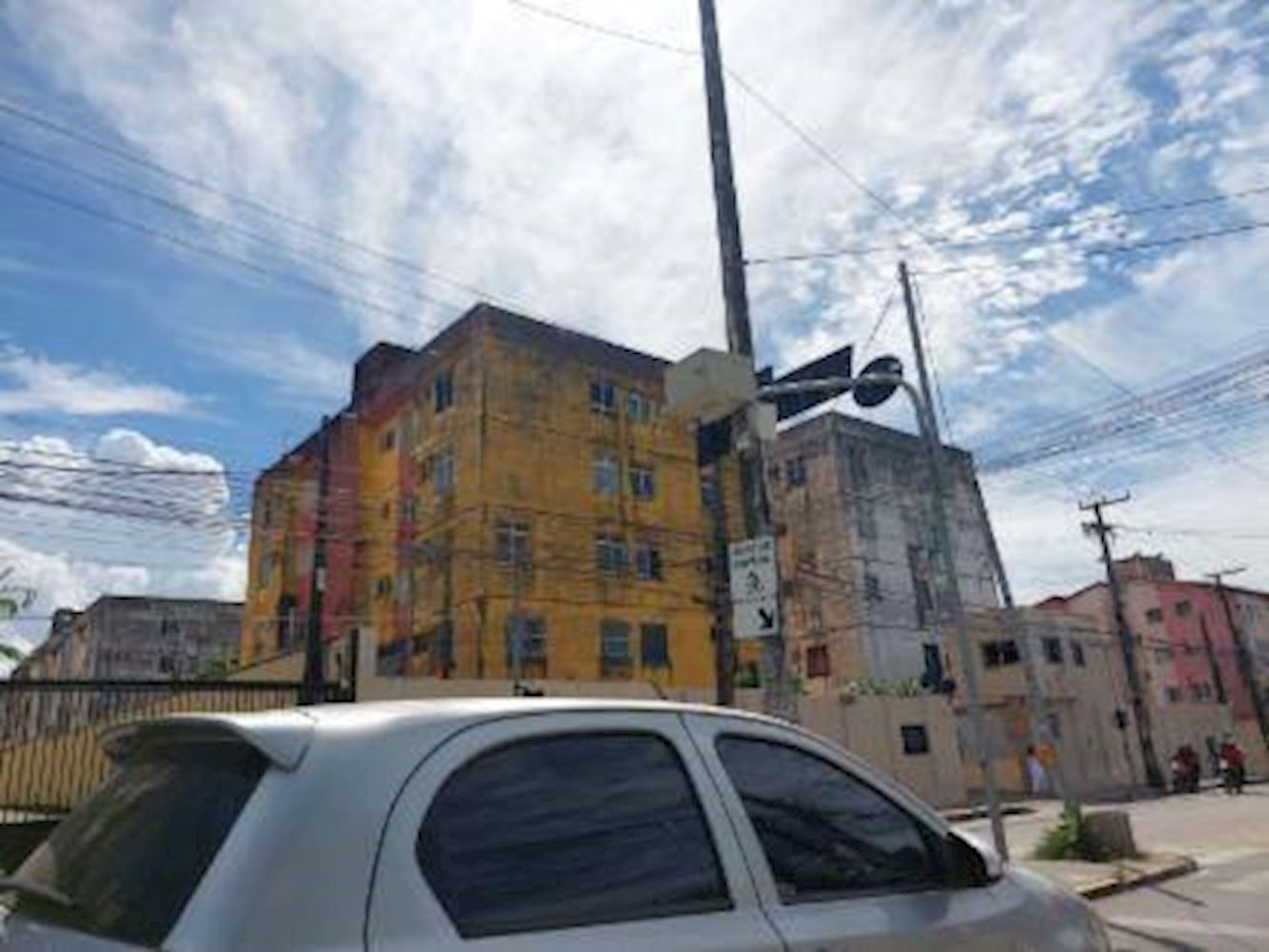 Apartamento com 2 quartos no Messejana (foto 2 de 3)