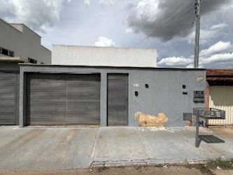 Casa, Padrão, 0 vaga(s) de garagem — foto principal