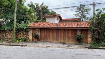 Casa, Padrão, 0 vaga(s) de garagem — foto principal