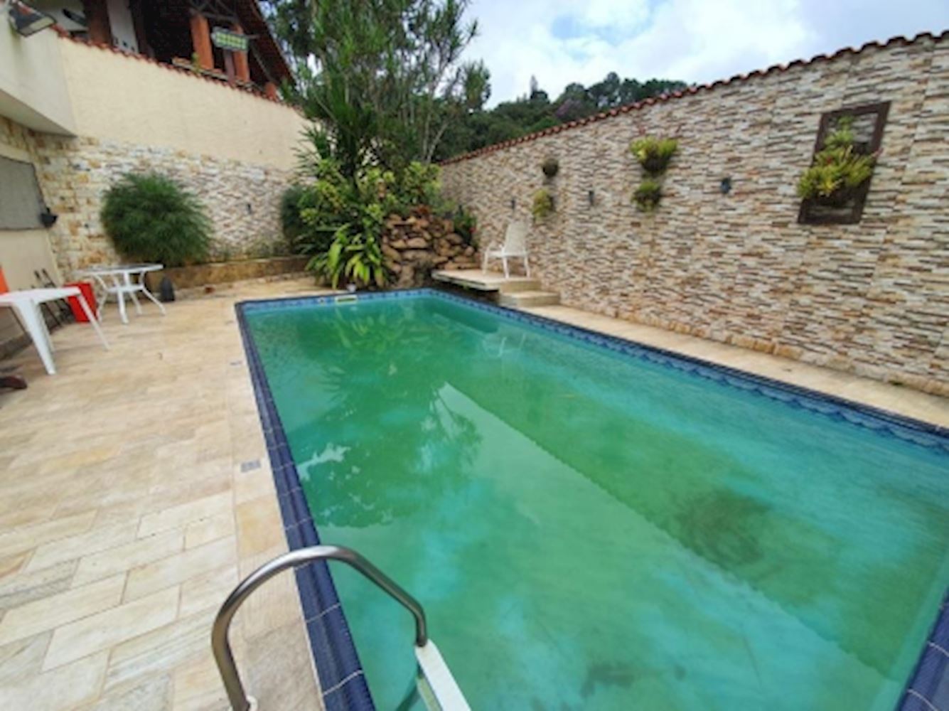Casa com 3 quartos no Jardim Vista Alegre (foto 30 de 36)