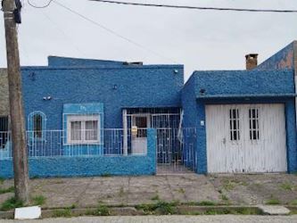 Casa, Padrão, 0 vaga(s) de garagem — foto principal