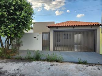 Casa, Padrão, 1 vaga(s) de garagem — foto principal
