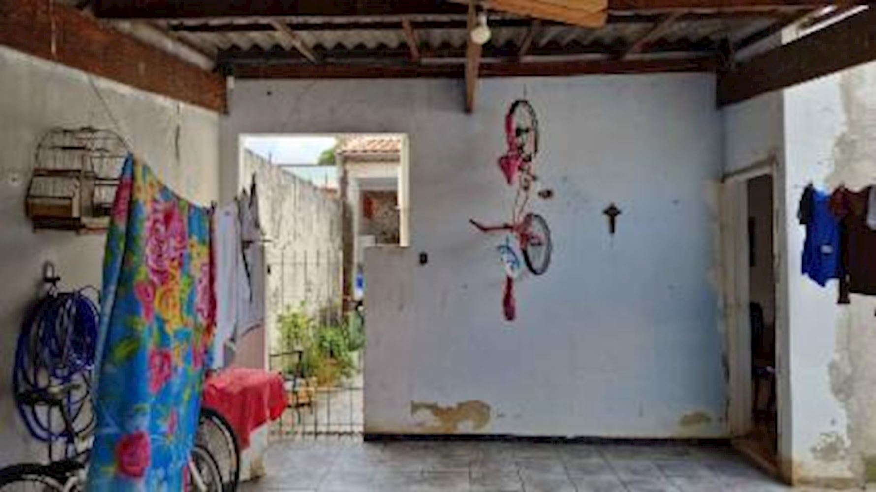 Casa com 3 quartos na Vila Carmem (foto 24 de 25)