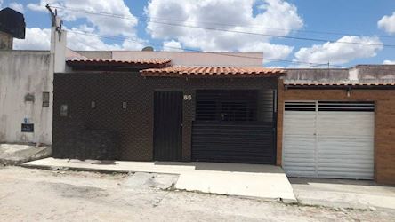 CASA, Padrão, 1 vaga(s) de garagem. — foto principal